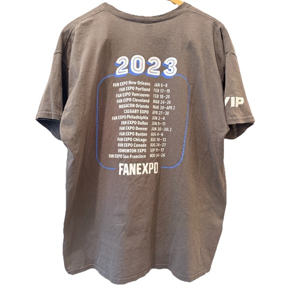 Exclusive 2023 United By Fandom Mens XL Gray Cosplay Graphic T Shirt Unisex - Picture 2 of 4